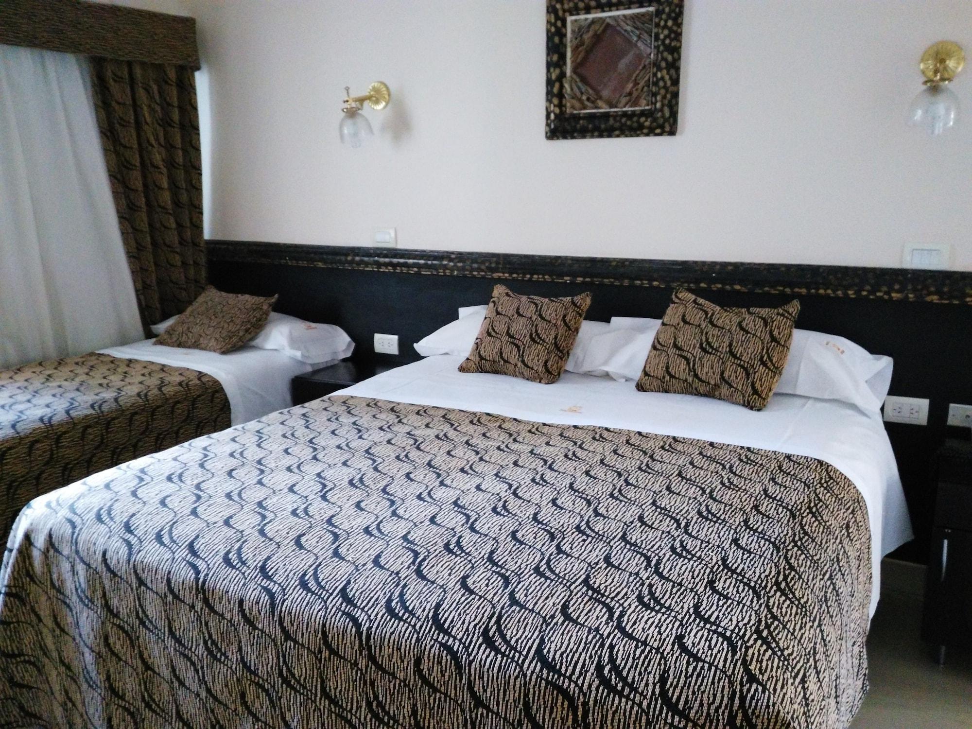 Hotel A&B Internacional ブエノスアイレス エクステリア 写真